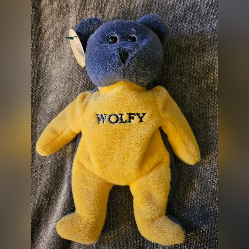 Classy Tassy Bears  'Wolfy' Plush Beanie